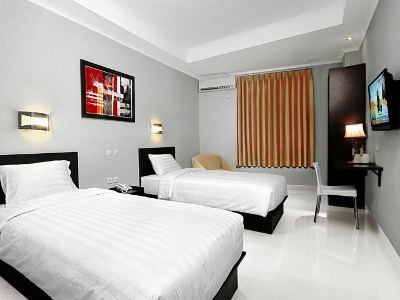 Lj Hotel Bandung Eksteriør billede