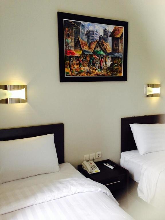 Lj Hotel Bandung Værelse billede